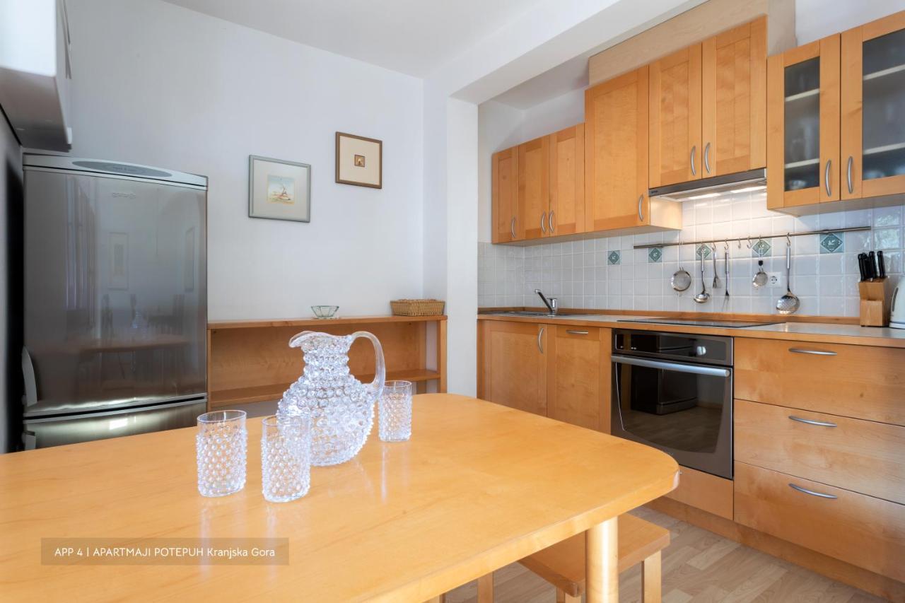 Apartmaji Potepuh ครานสกา โกรา ภายนอก รูปภาพ